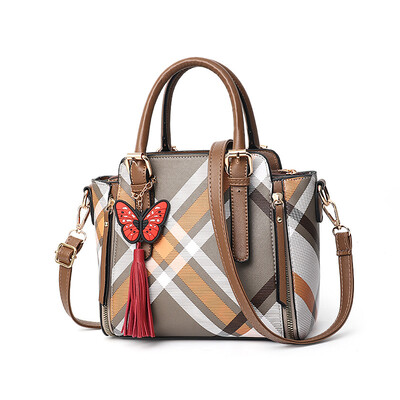 

2019 new one-shoulder womens bag European&American fashion casual womens handbags handbags