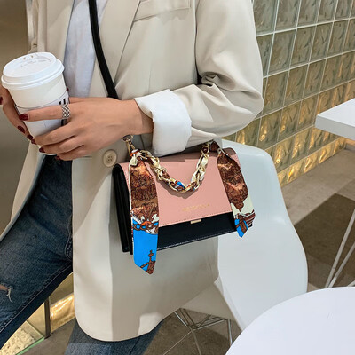 

Ins super fire bag female 2019 new Korean fashion hit color wild chain hand strap shoulder slung small square bag