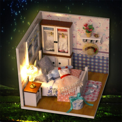 

Gotoamei DIY Christmas House Assemble Miniature Dollhouse LED Furniture Kit Xmas Gift