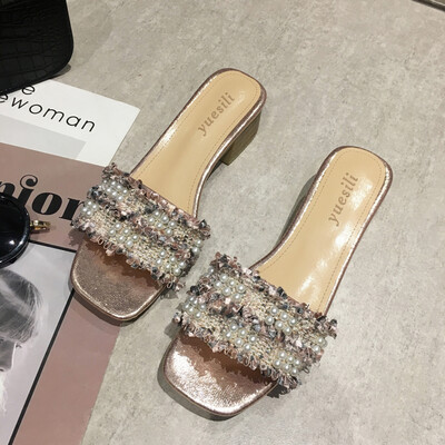 

summer Korean fashion students with summer Korean style fashionable students&slip-on shoes