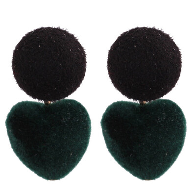 

Fashion Sweet Heart Shaped Plush Ball Pearl Stud Earrings for Women