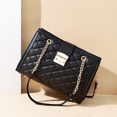 

Baobao Female Autumn&Winter Axillary Bao Korean version Baitao Yang Qi One Shoulder Large Capacity Small Fragrance Chain Hand-