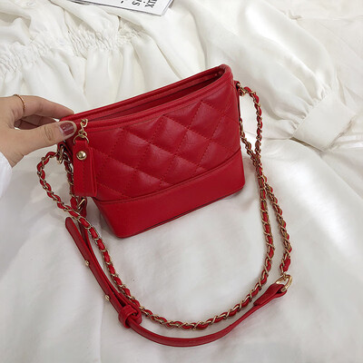 

Advanced sense bag foreign air bag 2019 new Korean version of the rhombic chain shoulder bag female small bag texture Messenger bag