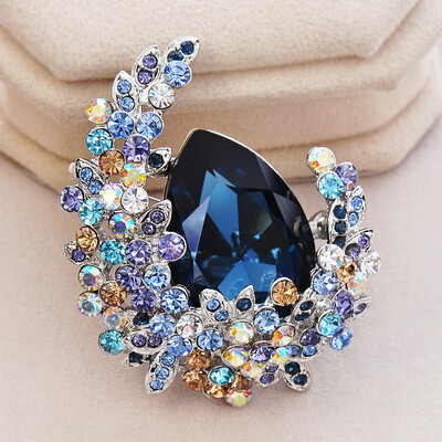 

Retro fashion accessories atmospheric brooch brooch