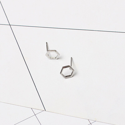 

2 Pairs\set High Quality Fashion Simple Hexagon Ear Studs for Women Men Geometric Stud Earrings Best Gift