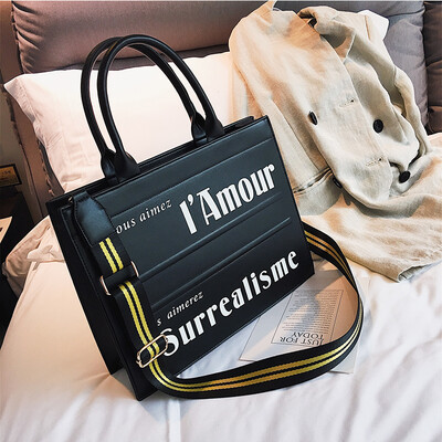 

Temperament big bag female 2019 spring new wave Hong Kong style simple shoulder bag wild portable Messenger bag Tote bag