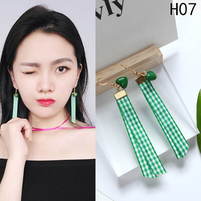 

Simple Green Leaf earring for Women