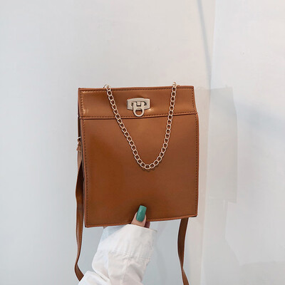 

Tailored Women Fashion Messenger Bag Versatile Shoulder Bag Sstudent Outing Travel bag