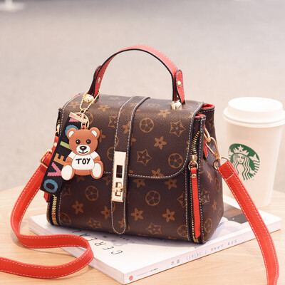

On the new wave of womens handbags Korean version of simple Joker fashion 2018 ladies shoulder bag messenger bag