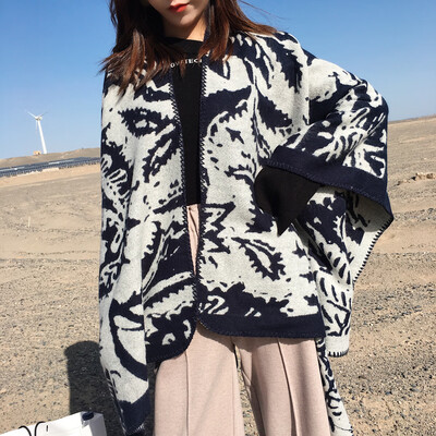 

2019 Europe&the United States new autumn&winter color matching national style imitation cashmere split shawl travel cloak factory direct sales