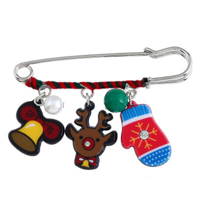 

Brooch Pins Chain Santa Claus Charm Pendants Christmas Bell Gift Sugar Stick Drop Men Women Jewelry Year Trend