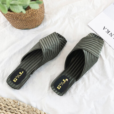 

Slippers women wear Korean version Baitachic fashion Baotou half-dragged flat-soled flat-heeled sandals in summer