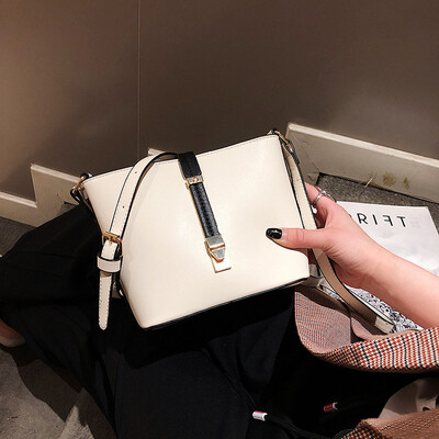 

Qiao Bani 2019 new Korean fashion Dongdaemun Joker hit color bucket bag shoulder diagonal trend handbags
