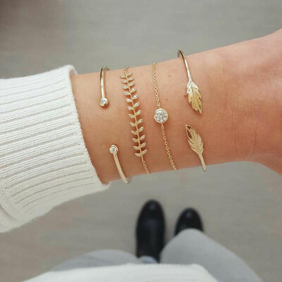 

4-PIECE Set Fashion Jewelry New Leaf Bracelet Women\ Style