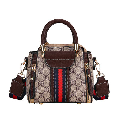 

Womens Bag Chao Brand Fashion Baitao Summer Hand-held Slant Shoulder Bag Ladys Moms Bag Summer