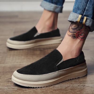 

In summer 2019 the new canvas leisure trend is a step on the old Beijing cloth shoes with the autumn lazy bean tide shoes