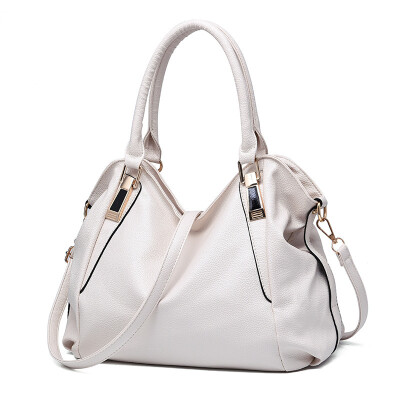 

Diagonal Shoulder Handbags