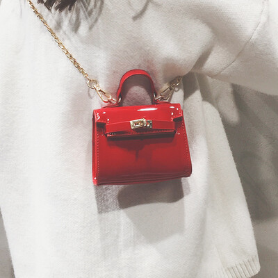 

Ins super fire small bag female 2019 new wave Korean version of the wild Messenger mini Kelly bag chain bag diagonal package
