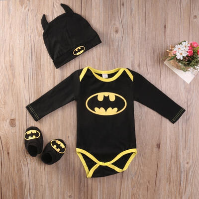 

2019 newborn baby boy bat jumpsuit shoes hat suit clothes gift cool baby fancy Batman clothes jacket pants hat