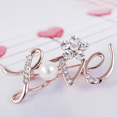

Fashion Women Gold LOVE English Letters Crystal Rhinestone Flower Brooch Pins