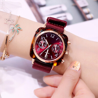 

2019 new ins wind watch womens network red lovers fashion student waterproof large dial quartz watch