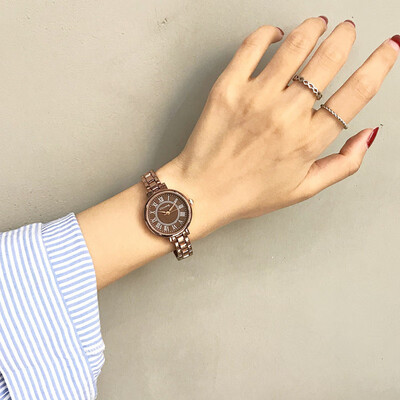 

Watch female high school students academic atmosphere literary temperament small fresh Joker girl small dial retro small ribbon