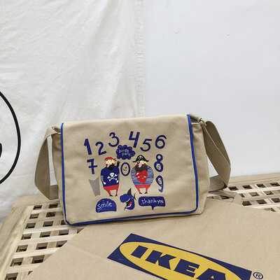 

The small bag of Mori Department has a feeling of the old girls slanting bag inswind cartoon students one-shoulder BAG canvas ba