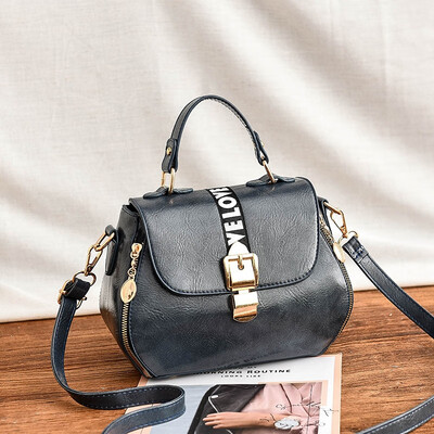 

Womens bag new Chaohan version 100 handbag fashion lady one shoulder oblique satchel personality