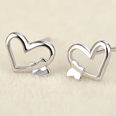 

1 Pair Sweet Romantic Fashion Stud Jewelry Hot Sale Hollow Love Heart Fine Zircon Earrings For Woman Accessories Best Gift