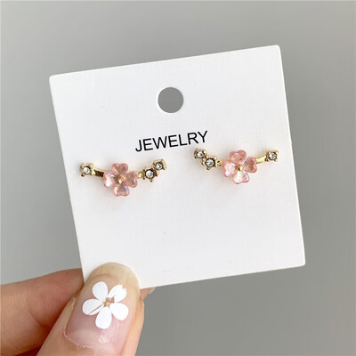 

2019 latest design brand five-pointed star minimalist earrings temperament trend fashion gifts Korean earrings for women