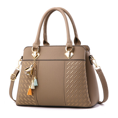 

Fashion Korean version of middle-aged mothers simple handbag with one shoulder slanting across the ladys bag
