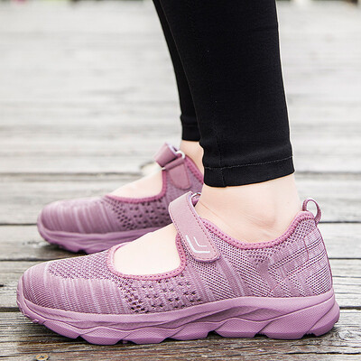 

Summer mesh breathable middle-aged sports shoes non-slip soft bottom mother shoes light old man walking shoes womens shoes