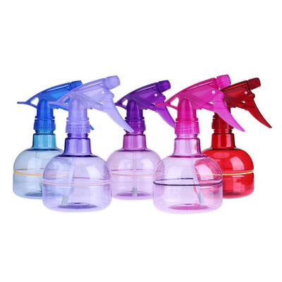 

250ml Water Sprayer Bottle Hairdressing Salon Garden ToolRandom Color
