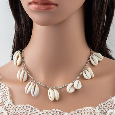 

Fashion Natural Shell Gold Color Necklace for Women Natural Cowrie Shell Pendant With Double Bails Gold Trim Chain Necklace