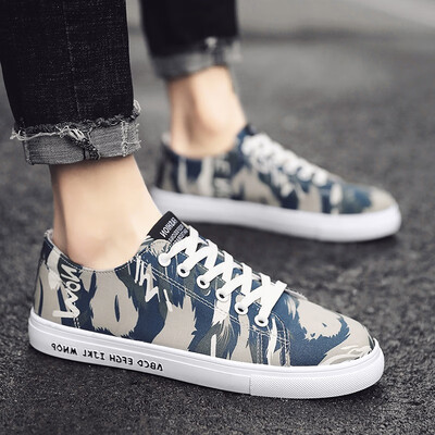 

Mens summer breathable shoes new Joker personality graffiti camouflage canvas shoes men Korean version of board shoes