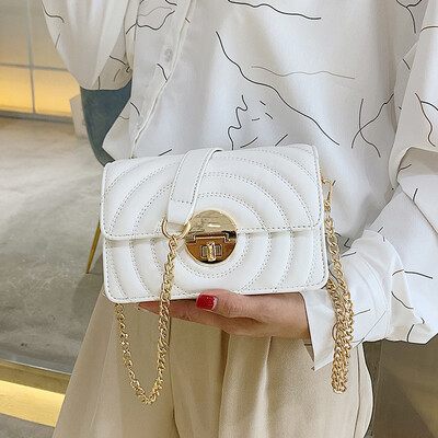 

Advanced sense bag female bag 2019 new wave chain small bag fashion shoulder bag wild insyang air Messenger bag