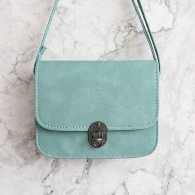 

YanRong Shoulder bag fashion lady Messenger bag mobile phone bag travel shopping portable simple student small square bag