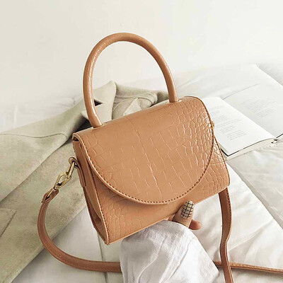 

Tailored Women 2019 New Shoulder Bag Fashion Handbag Simple Messenger Bag Phone Bag