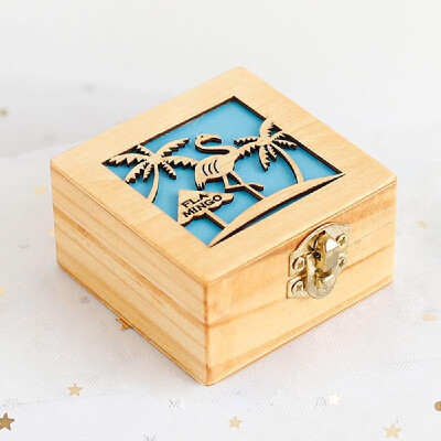 

Mechanism Carved Music Box Mini Carved Wooden Flamingo Music Box in Hand Musical Gift Pefect for Little Girls