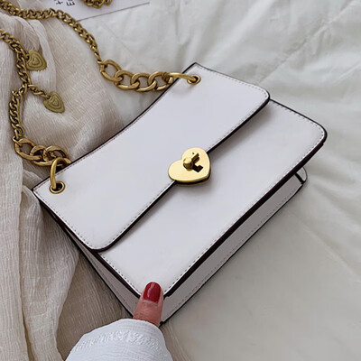 

2019 new summer small fresh fashion chain small square bag French minority air single shoulder oblique satchel bag