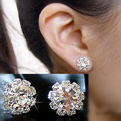 

New Fashion Crystal Stud Earrings for Women White Spherical Flower Earrings Elegant Jewelry Wholesale E0105