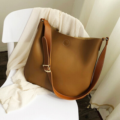 

Texture bag women 2019 new Korean version of simple fashion large-capacity Joker slung contrast Tote bag