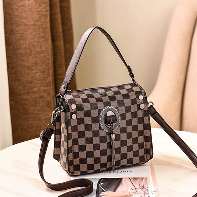 

Womens bag new Chaohan version of the one-shoulder bag oblique shoulder bag retro when the lady fimme bag