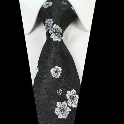 

Customized 19-year new tie high-grade polyester silk yarn-dyed jacquard cashew flower tie small floral tie