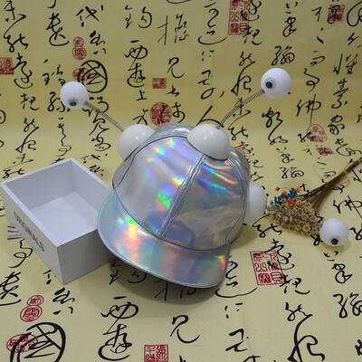 

Korean version of the new star with baseball cap runner Deng Chao with the same antenna baby cartoon hat trend fashion