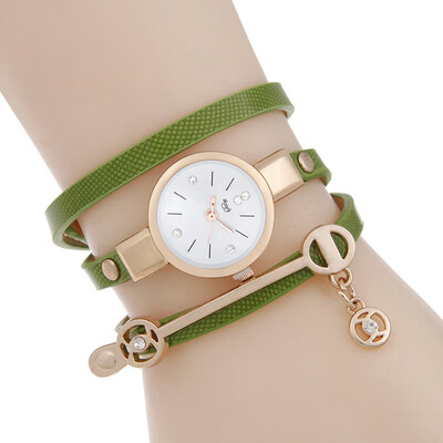 

Hot new ladies winding watch scale diamond pendant quartz watch