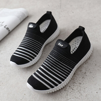 

White shoes women 2019 summer breathable summer mesh Joker Korean version of the new mesh a pedal soft bottom mesh shoes