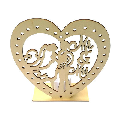 

Wooden Wedding Ornaments Heart-shaped Crafts Bride & Bridegroom Romantic Table Plate Pendants with LED Candle Light Wedding Party