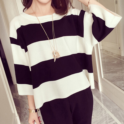 

Autumn Knitted Women T-shirt Round Neck Loose Knitted Striped Top Three Quarter Sleeve Thicken T-shirt