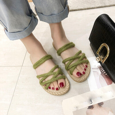 

Rose Summer Fashion Ladies Versatile Woven Flat Slippers Casual Beach Shoes